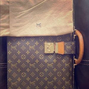 Louis Vuitton Briefcase; for MacBook Pro 15”